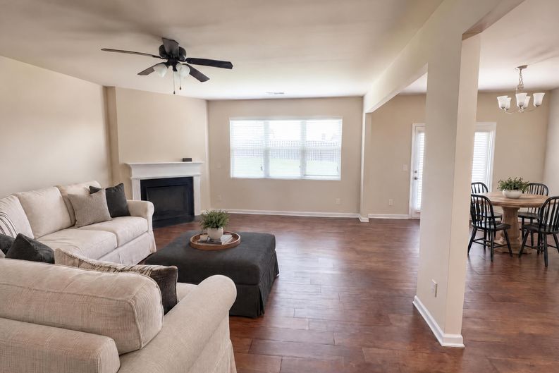 Photo 3 of 39 of 8496 Glenview St, Douglasville, GA