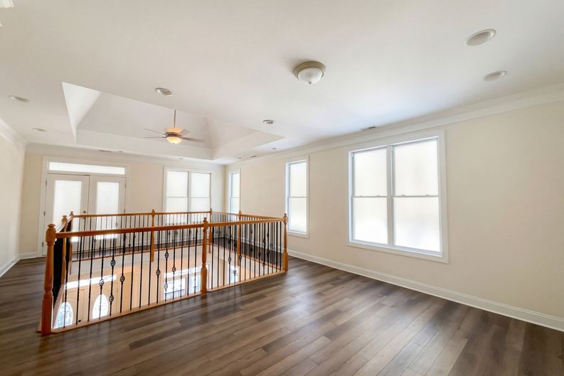 Photo 13 of 20 of 405 Isle Of Pines Rd, Mooresville, NC