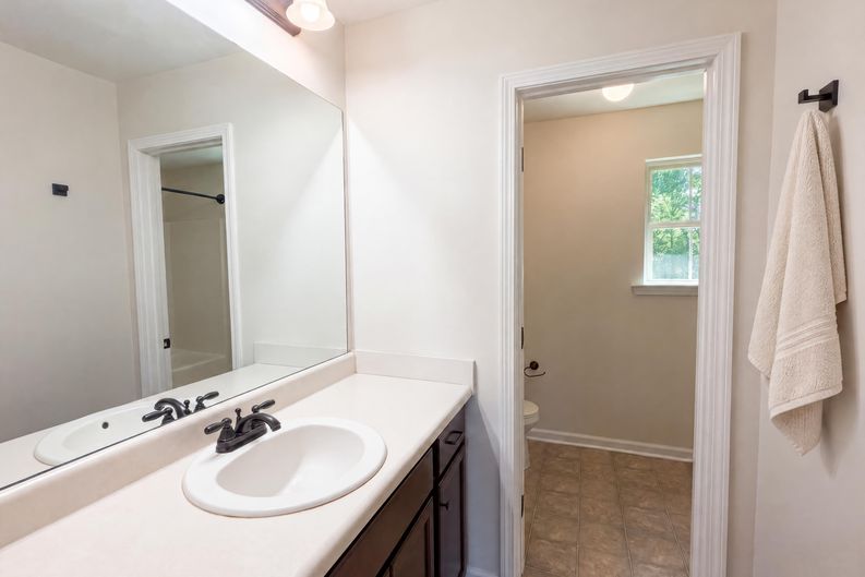 Photo 6 of 25 of 271 Stane Brook Ct, Jackson, GA