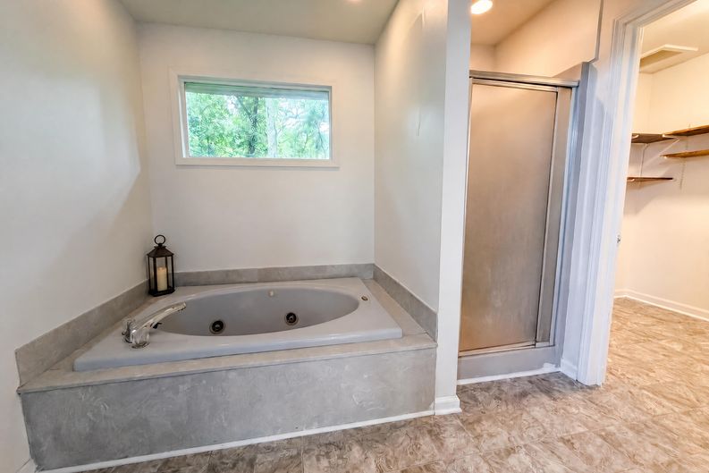 Photo 17 of 24 of 1223 6th St, Pleasant Grove, AL
