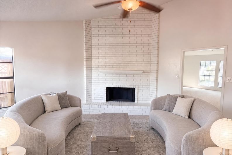 Photo 3 of 17 of 4636 Archer Dr, The Colony, TX