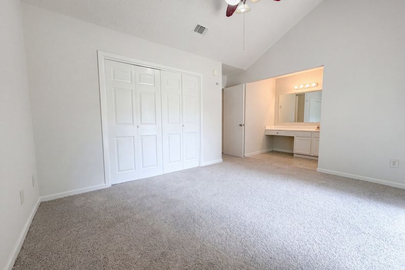 Photo 4 of 19 of 21403 Park Bishop Dr, Katy, TX