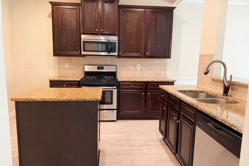 Photo 16 of 32 of 249 Knight Valley Cir, Columbia, SC