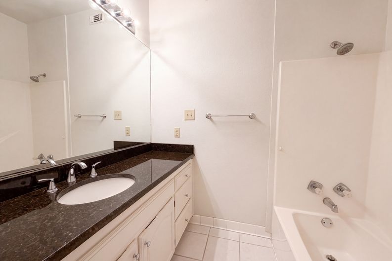 Photo 12 of 23 of 7632 Westwind Dr, Fort Worth, TX