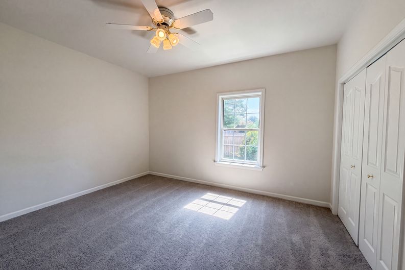 Photo 16 of 24 of 1727 Joben Dr, Murfreesboro, TN