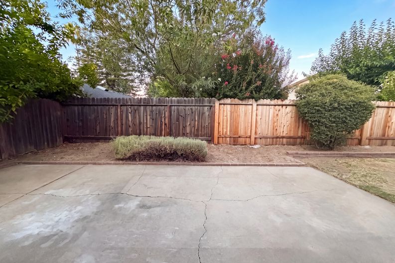 Photo 25 of 27 of 2605 Waterton Way, Sacramento, CA