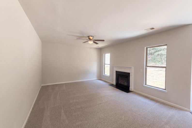 Photo 12 of 29 of 2182 Apple Orchard Way, Austell, GA