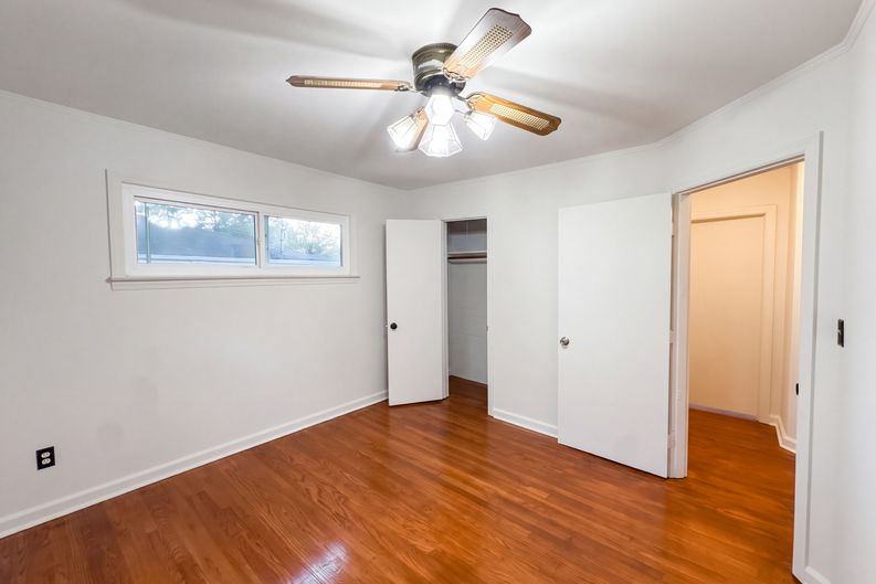 Photo 4 of 12 of 718 S Lovell Ave, Chattanooga, TN