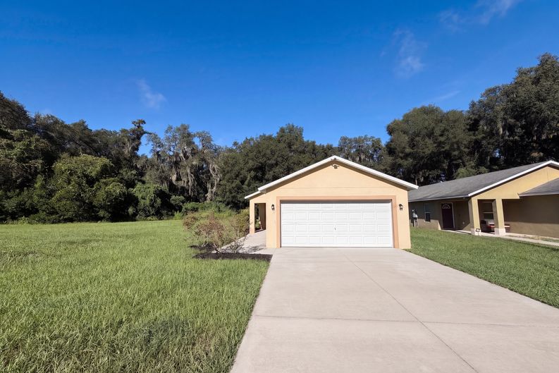 Photo 18 of 20 of 705 5th St, Wildwood, FL
