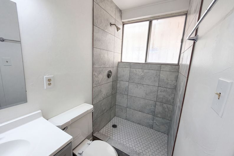 Photo 10 of 21 of 2901 N Cloverland Ave, Tucson, AZ