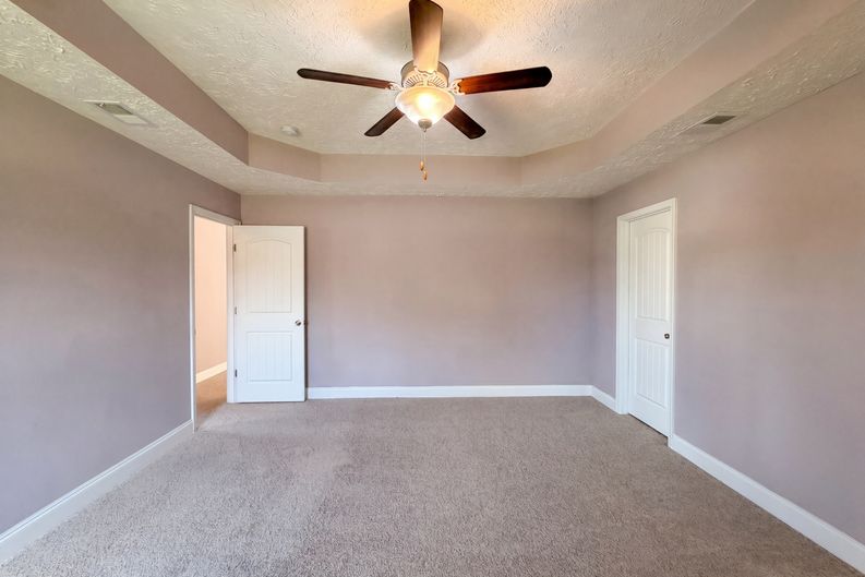 Photo 4 of 22 of 447 Golf Club Ln, Springfield, TN