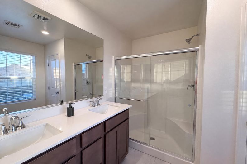 Photo 12 of 28 of 3594 Credere Ln, Henderson, NV