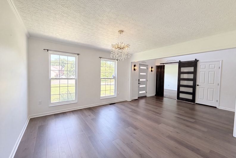 Photo 14 of 43 of 9212 Cedar Gate Dr, Loveland, OH