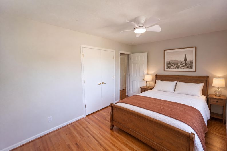 Photo 20 of 41 of 1030 McLaughlin Dr, Charlotte, NC