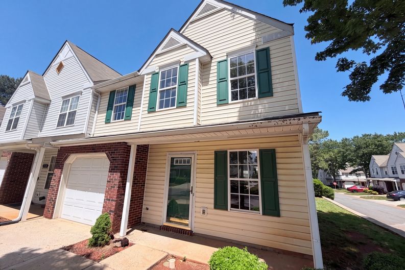 Photo 16 of 19 of 9606 Jack Russell Ct, Charlotte, NC