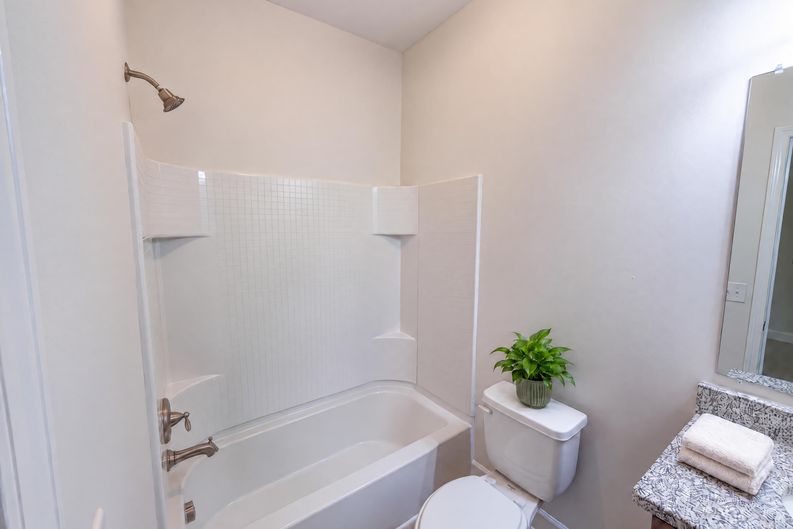 Photo 19 of 22 of 2043 Pinecrest Dr, Nashville, TN