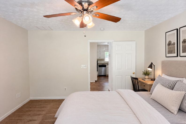 Photo 10 of 22 of 213 Carl Parker Rd, Hampton, GA