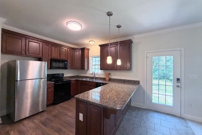 Photo 8 of 20 of 229 Delview Dr, Cherryville, NC