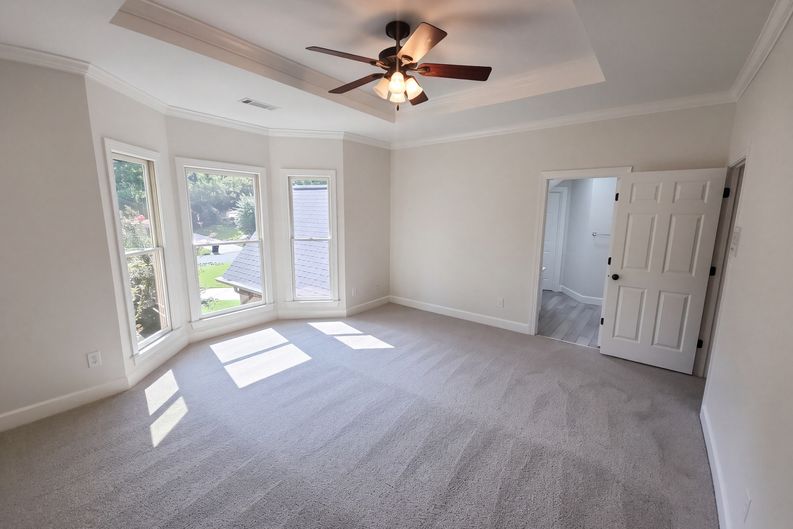Photo 23 of 45 of 5064 Greystone Way, Hoover, AL