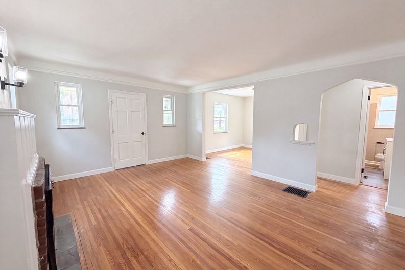 Photo 7 of 24 of 6418 Savannah Ave, Cincinnati, OH