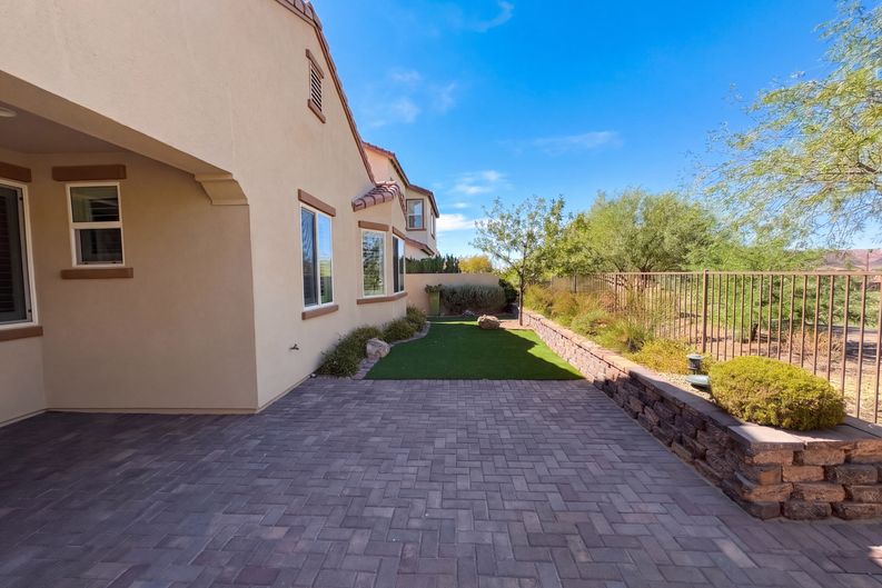 Photo 32 of 39 of 69 Via Di Mello, Henderson, NV