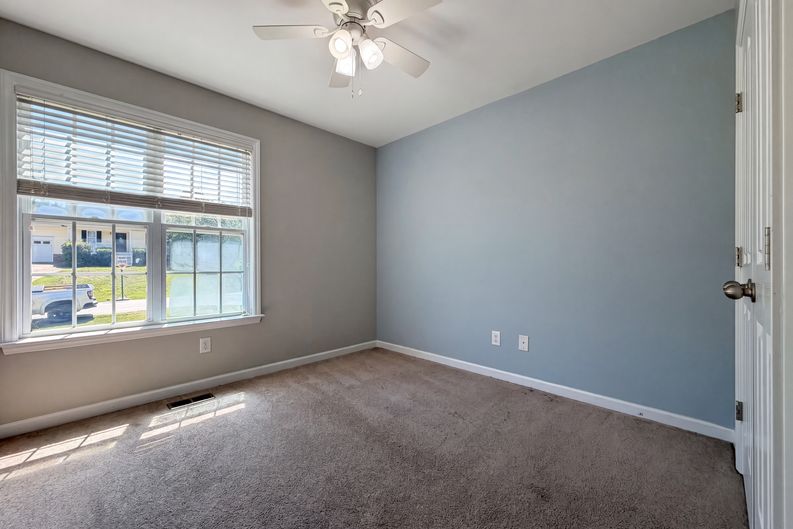 Photo 11 of 17 of 161 Patterdale Pl, Benson, NC