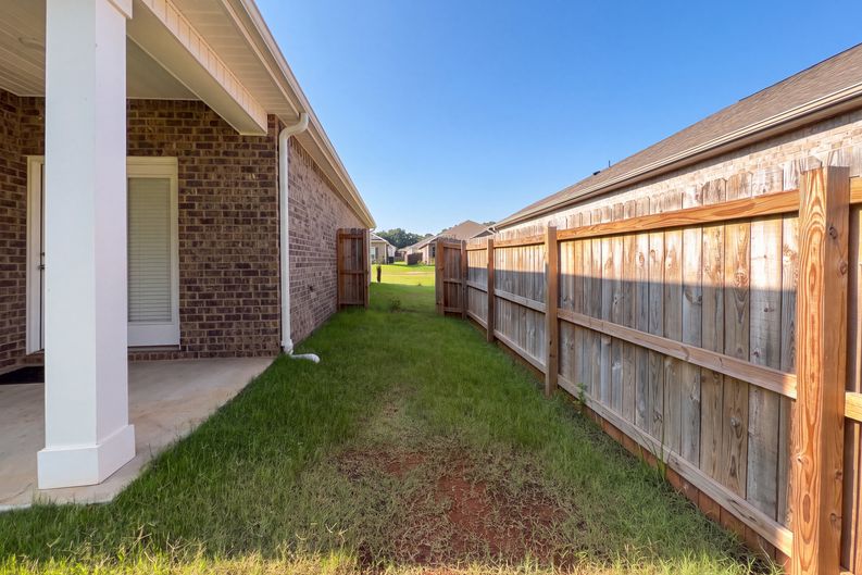 Photo 37 of 58 of 12898 Golden Hay Cir NW, Madison, AL