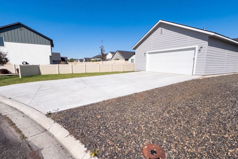 Photo 19 of 22 of 4998 W Thornapple Dr, Meridian, ID