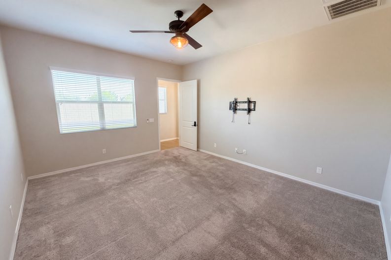 Photo 35 of 55 of 4511 N 93rd Dr, Phoenix, AZ
