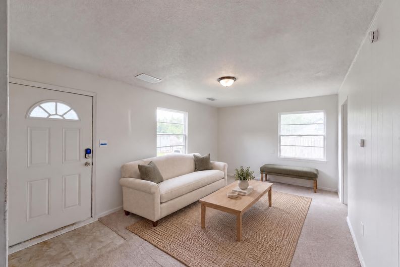 Photo 6 of 20 of 4770 Woodend Ave, Kansas City, KS
