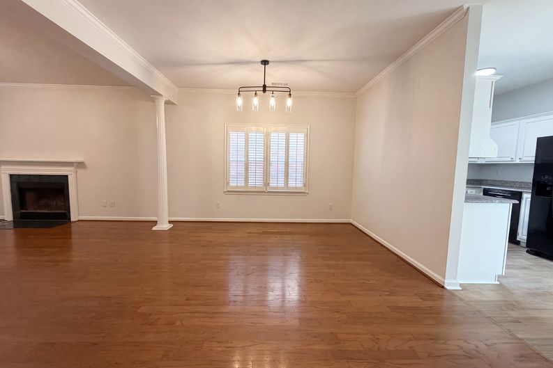 Photo 6 of 24 of 1900 Stone Brook Ln, Birmingham, AL