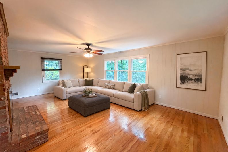Photo 18 of 35 of 101 Wexford Way, Basking Ridge, NJ