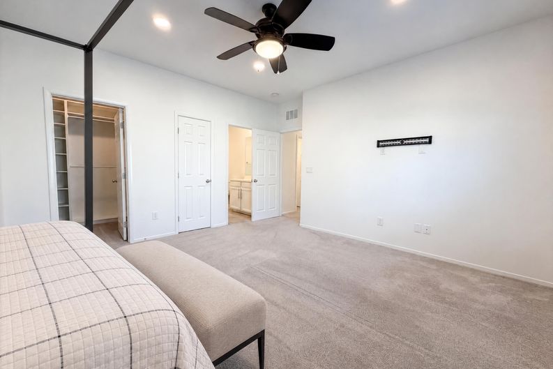 Photo 15 of 19 of 8457 Insignia Ave, Las Vegas, NV