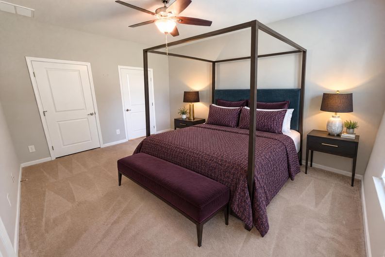 Photo 11 of 16 of 1006 Oakmere Rd, Waxhaw, NC