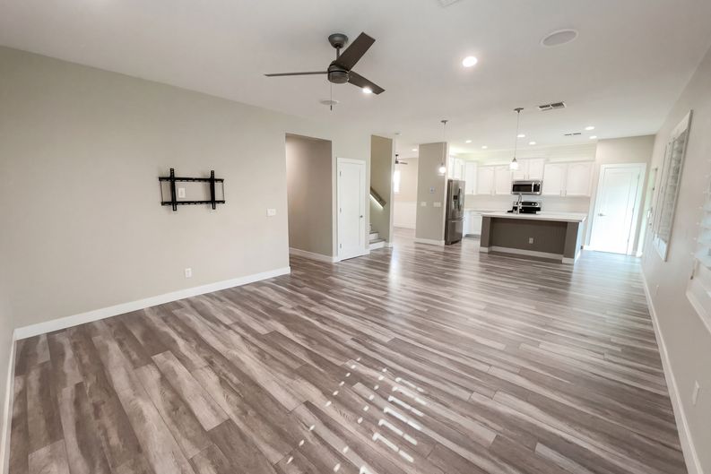 Photo 9 of 31 of 1099 E Sourwood Dr, Gilbert, AZ