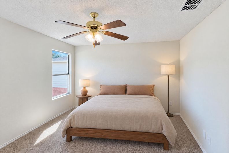 Photo 16 of 22 of 2708 White Oak Dr, Little Elm, TX