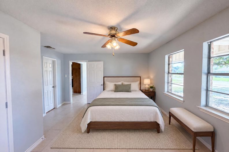 Photo 8 of 19 of 502 Jennings St, Nocona, TX