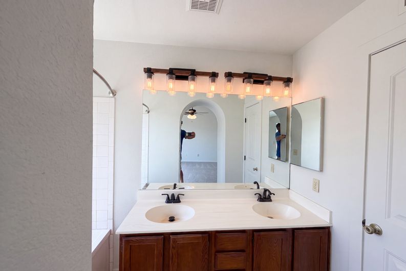 Photo 22 of 29 of 615 W Montoya Ln, Phoenix, AZ