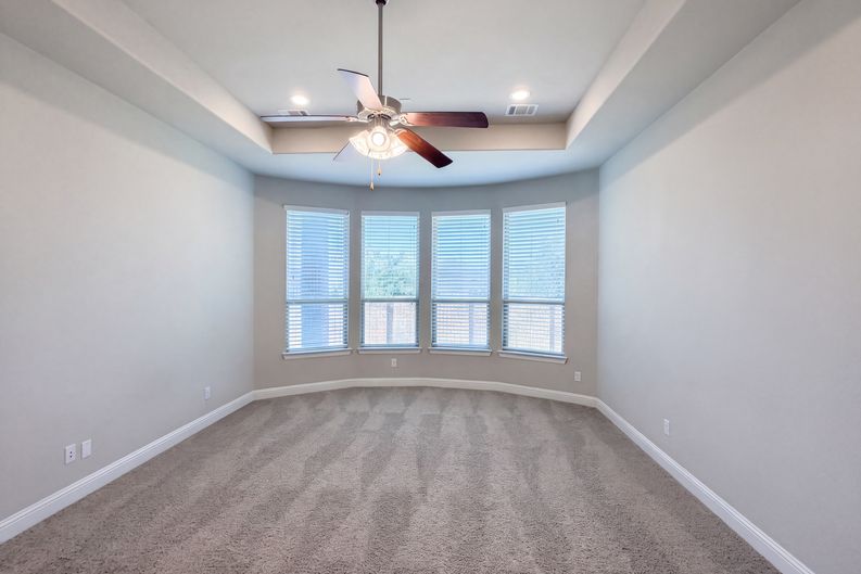 Photo 4 of 23 of 965 Touchstone Rd, Frisco, TX