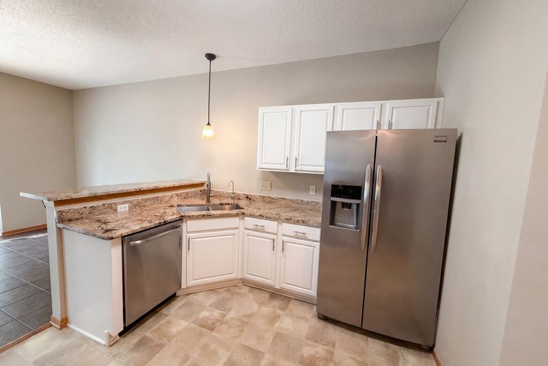Photo 10 of 26 of 17005 78th Pl N, Maple Grove, MN