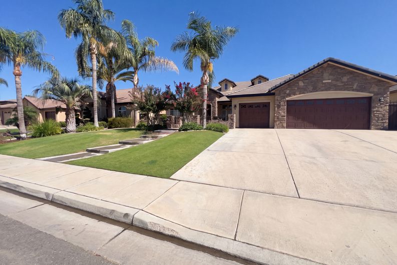 Photo 34 of 35 of 11904 Kenseth St, Bakersfield, CA