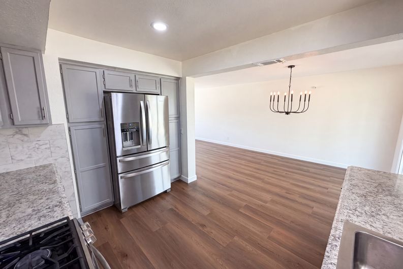Photo 10 of 30 of 21312 E Greenhaven St, Covina, CA