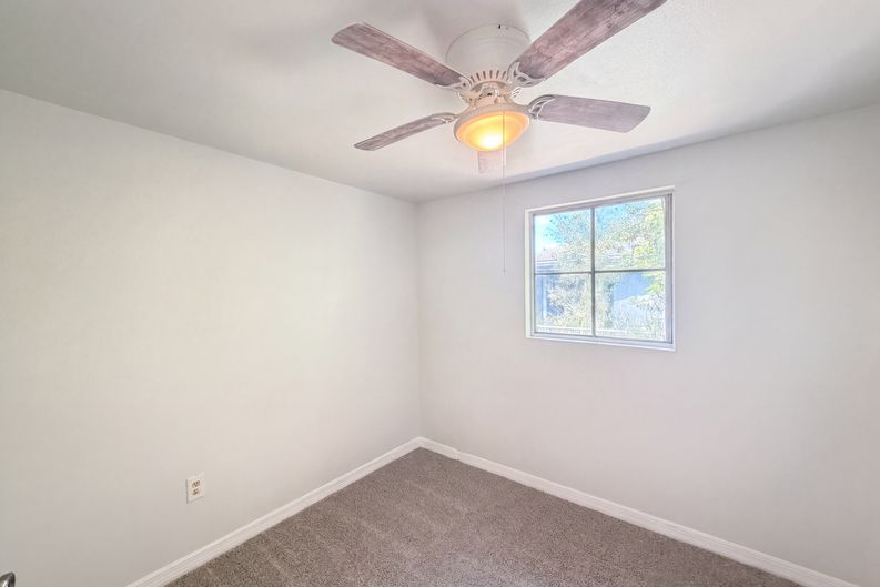 Photo 4 of 17 of 2213 Bouyer St, Lake Wales, FL
