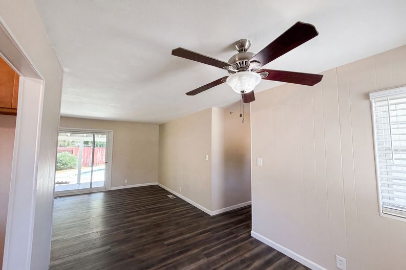 Photo 19 of 34 of 9232 Don Boriga Way, Stockton, CA
