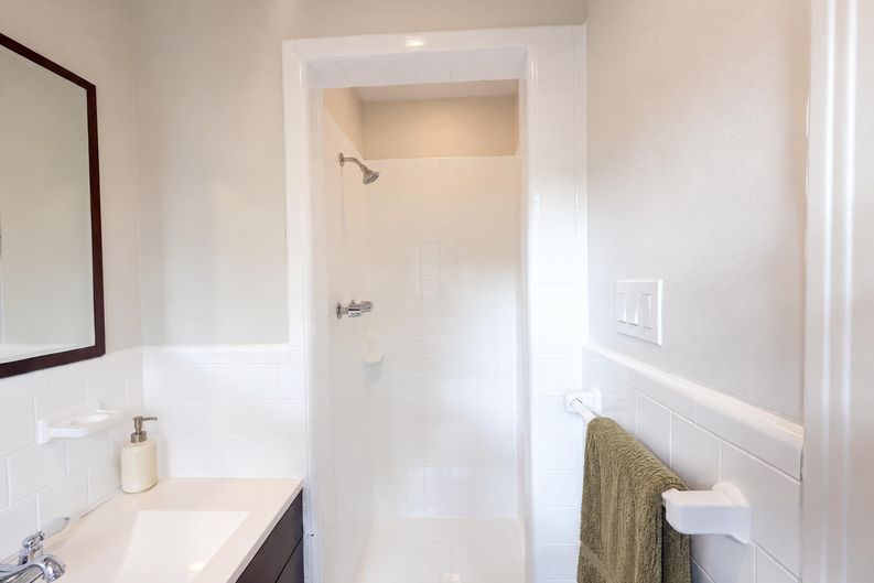 Photo 19 of 29 of 3026 Deal St, Houston, TX