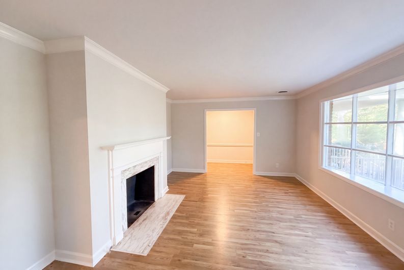 Photo 8 of 19 of 1524 Mt Holly Huntersville Rd, Charlotte, NC