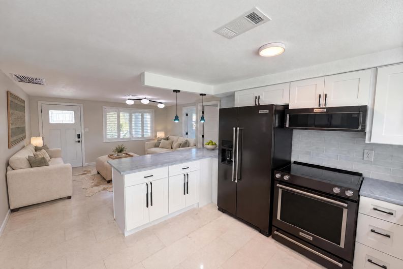 Photo 18 of 30 of 13638 Evelane Dr, Hudson, FL