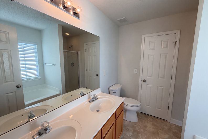 Photo 12 of 25 of 11344 Pointer Ridge Dr, Charlotte, NC