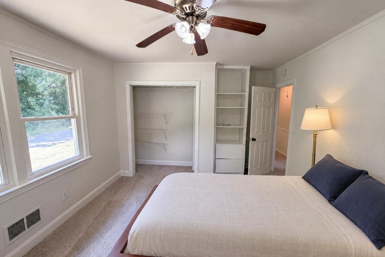 Photo 10 of 16 of 314 Langston Dr, Greenville, SC