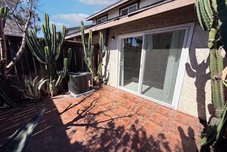 Photo 5 of 30 of 22432 S Vermont Ave, Torrance, CA